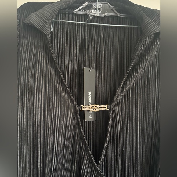 Fashion Nova Black with gold accents piece Ribbed Long Sleeve Sheath Dress - Picture 2 of 5